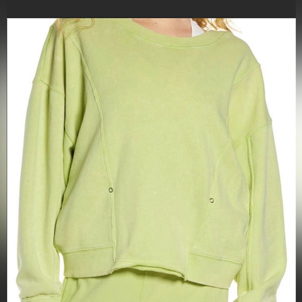 Free people FP Women’s movement go for gold reversible sweatshirt size S, NWT - Picture 6 of 16